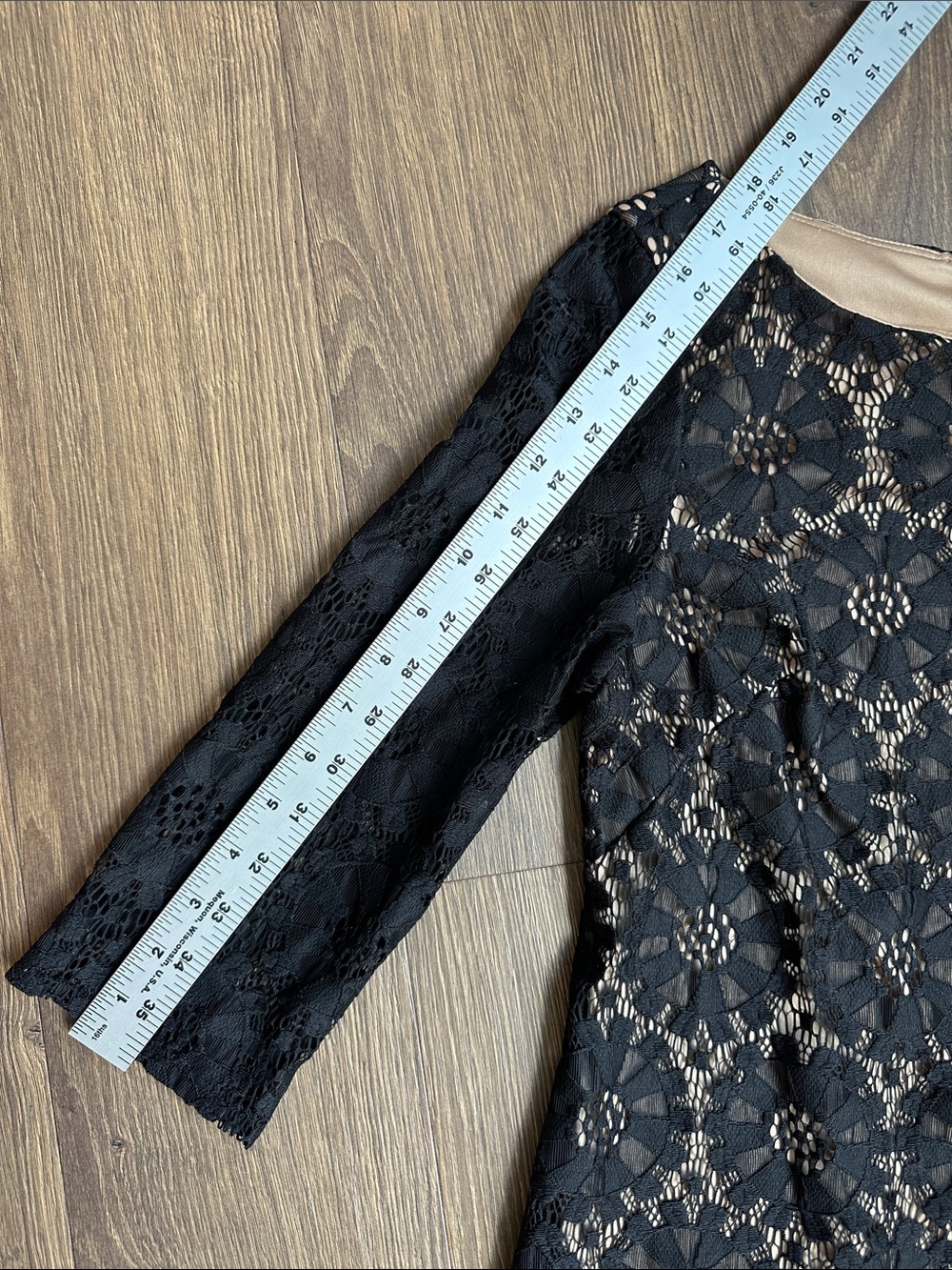 Jessica Howard Black Lace Overlay Dress 10P Petite Long Sleeve Cocktail Partt - Picture 9 of 9